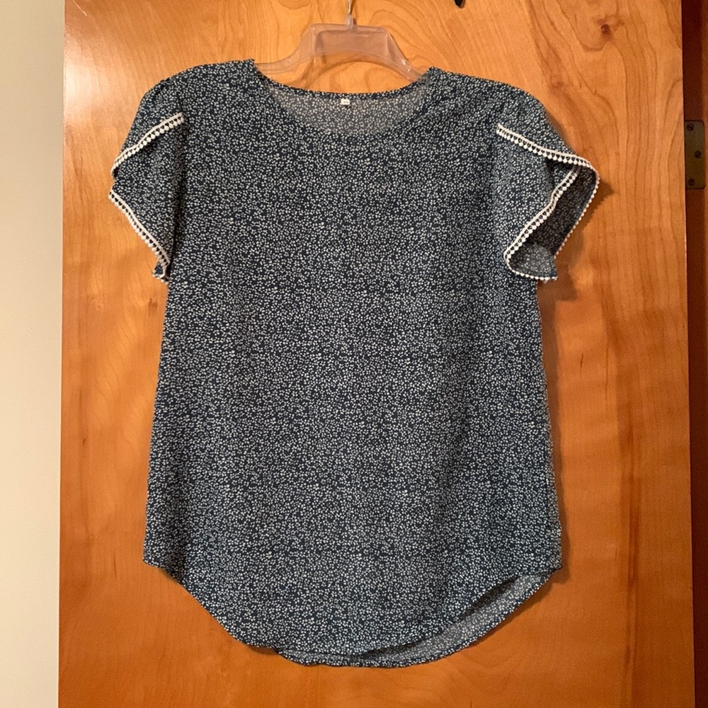 Cute top